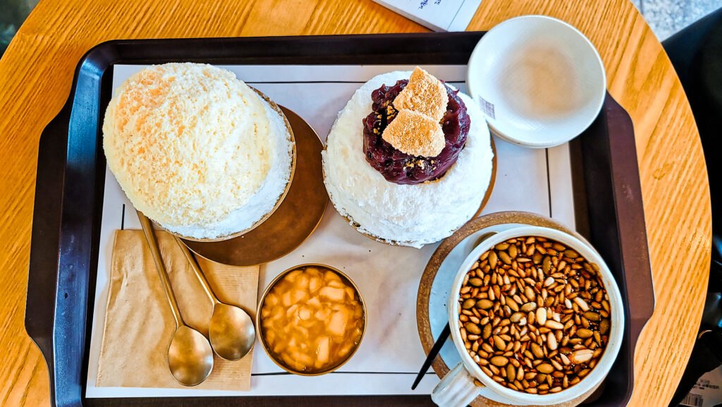 K-food, 
Bingsu, glace pilée coréenne rafraîchissante, idéale pour se rafraîchir en été à Séoul