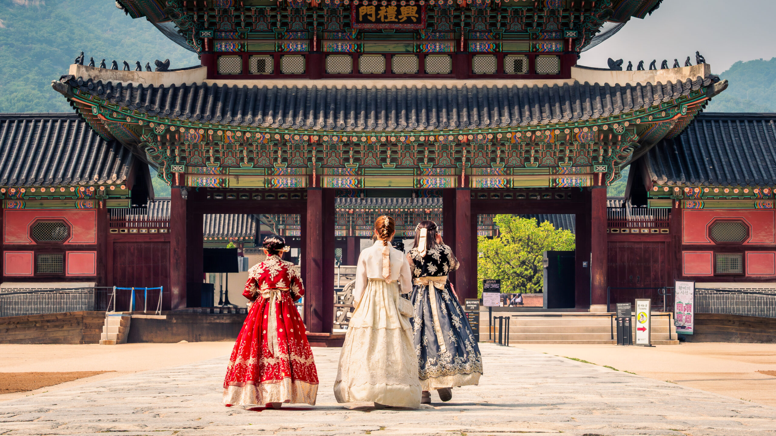 © Vanessa Marie P Hanbok Traditionnel : Où Acheter et Porter le Costume Coréen en France, Hanbok, Horang Out, horangout, Horang Agenda, © Vanessa Marie P